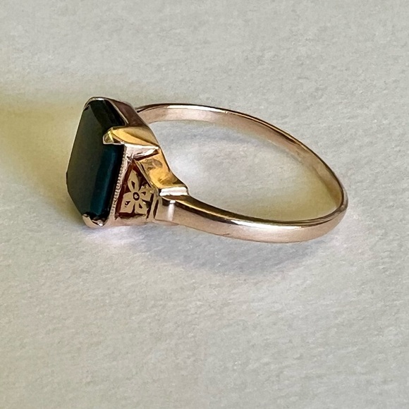 10k Solid Gold Bloodstone Ring - Picture 6 of 11